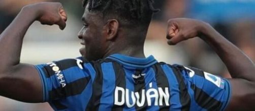 Duvan Zapata sarebbe nel mirino della Juventus.