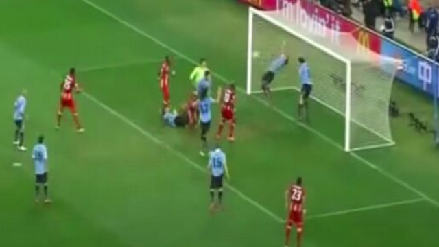 La main de Suarez contre le Ghana - Capture d'écran vidéo YouTube