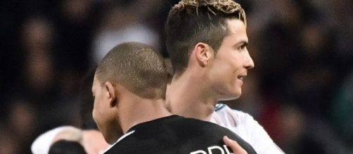 PSG : Mbappé 'drague' Cristiano Ronaldo (Crédit instagram/cristiano)