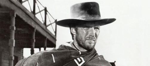 5 curiosità interessanti su Clint Eastwood: fu licenziato per il suo pomo d'Adamo.