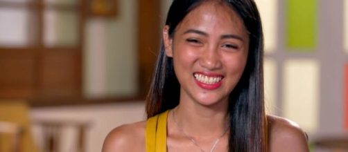 '90 Day Fiance': Rose shows happiness after defeating Big Ed in a contest. [Image Source: TLC/ YouTube Screenshot]