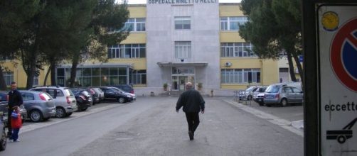 Brindisi, tre operatori sanitari contagiati all'ospedale di San Pietro Vernotico.