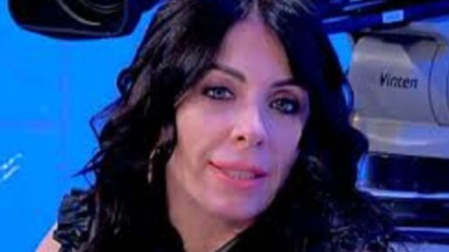 Uomini e donne, Valentina si sfoga: 'Stufa degli attacchi di Gemma'.