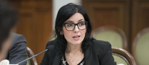 Reddito Di Emergenza La Ministra Dadone Finora Arrivate 150mila Domande All Inps