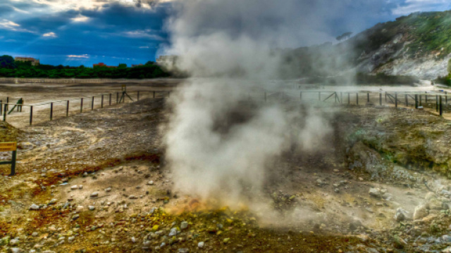 Campi Flegrei, nessun pericolo eruzione.