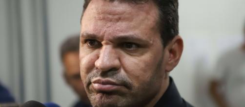 5 polêmicas na carreira de Eduardo Costa