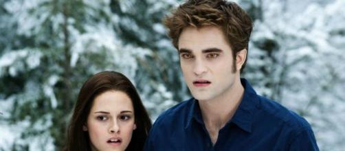 Stephenie Meyer announces new 'Twilight' book 'Midnight Sun' - nypost.com [Blasting News library]