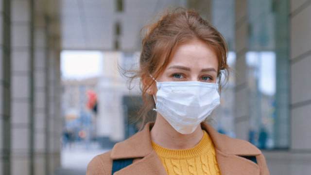 Masques pour tous et gratuit ? Credit : Anna Shvets/Pexels