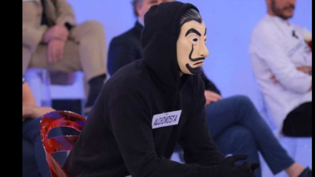 Uomini e donne, l'Alchimista di Giovanna Abate.