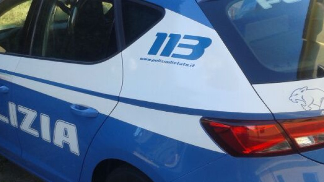 Lecce, uomo accoltellato in pieno centro: preso il presunto aggressore