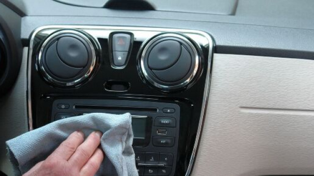 Alcuni consigli per sanificare l'auto.