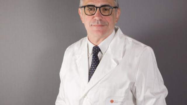 Covid-19, il virologo Fabrizio Pregliasco non esclude una possibile origine artificiale.