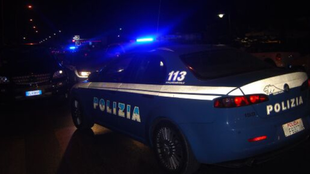 Genova, 70enne colpisce con un martello la moglie mentre dorme: arrestato.