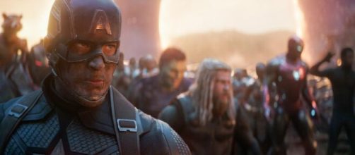 'Avengers' emplaca dois filmes entre as cinco maiores bilheterias do mundo. (Arquivo Blasting News)