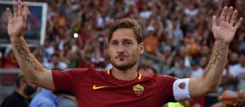 Gigante! Francesco Totti é tido como o maior ídolo na Roma. (Arquivo Blasting News)