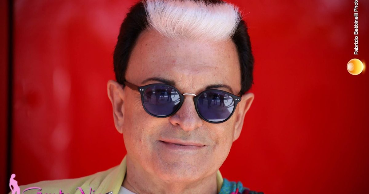 Poltrona Luca Sala de Recepção Sued Marrom Leali Poltrona Luca Sala de Recepção Sued Marrom Leali