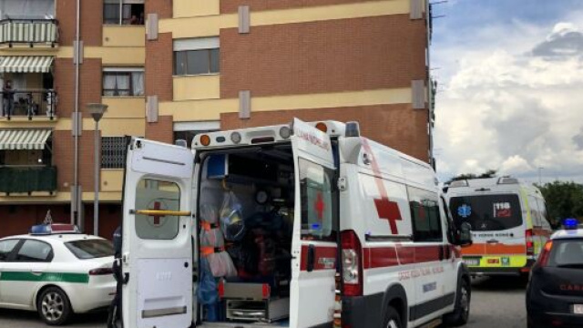 Torino, delitto a Volvera: 58enne uccide l'ex moglie a colpi d'arma da fuoco.