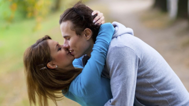 L'oroscopo del 19 giugno, previsioni 1ª sestina: ottima giornata per Gemelli e Leone.