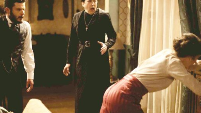 Una vita, spoiler puntata del 16 giugno: Eduardo aggredisce Lucia dopo aver scoperto il tradimento con Telmo.