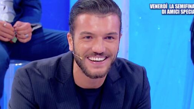 Davide Basolo, ex U&D, si &egrave; mostrato felice senza Giovanna.