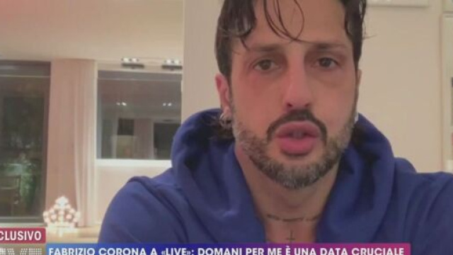 Fabrizio Corona manda un videomessaggio a Live - Non &egrave; la d'Urso.