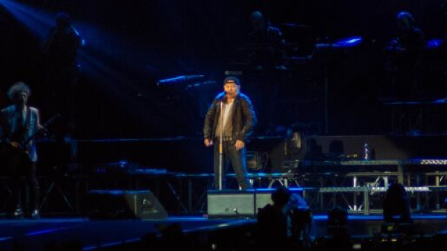 Vasco al concerto di Torino del 2013: il rocker ha celebrato i 43 anni della sua canzone Silvia rivelando l'identit&agrave; della ragazza della canzone