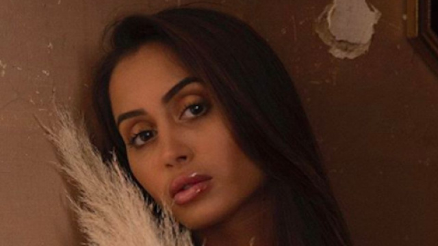 Océane El Himer (Les Marseillais), hospitalisée d'urgence pour une blessure au genou. Credit: Instagram/oceanelhimer