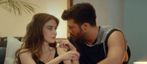 Bay Yanlis con Can Yaman e Özge Gürel dal 26 giugno su FoxTv Turchia.