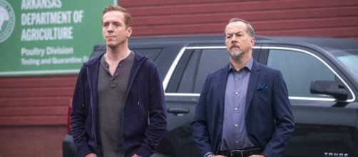 Bobby Axelrod (Damian Lewis) e Chuck Rhoades (interpretato da Paul Giamatti) in Billions.