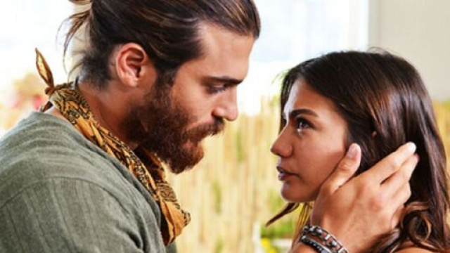 DayDreamer, trama del 24 giugno: Can sorprende Sanem in lacrime.