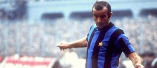 Mario Corso con la maglia dell'Inter nei primi anni '70.