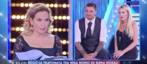 Barbara d'urso riprende Elena Morali a Live: 'Ti faccio un saluto a soreta in un secondo'.