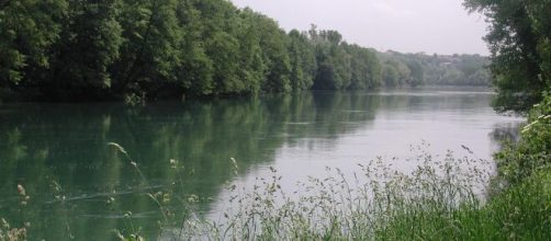 Deceduto il 47enne che si è tuffato nel fiume Adda.