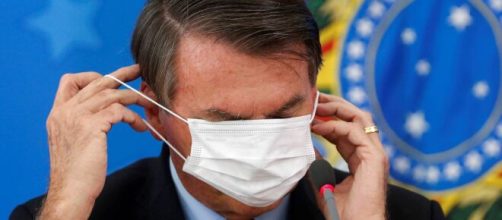 Jair Bolsonaro tem ignorado o uso de máscara em áreas públicas de Brasília. (Arquivo Blasting News)
