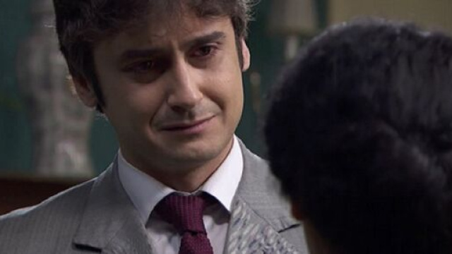 Una vita, trame Spagna: Rosina non perdona il tradimento di Liberto.