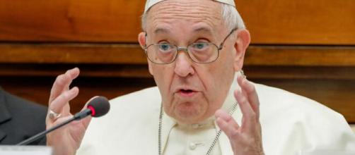 Papa Francisco afasta Bispo que estaria envolvido em esquema de pedofilia. (Arquivo Blasting News)
