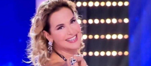 Barbara d’Urso:dall’esordio a Telemilano, fino al successo di Live - Non è la d’Urso.