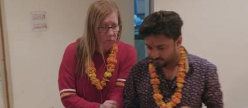 '90 Day Fiancé': Jenny will have to turn Hindu to marry Sumit. [Image Source: TLC/ YouTube]