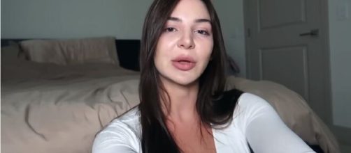 90 Day Fiancé: Anfisa spark rumors about her re-entry into the adult industry. [Image Source: Anfisa/YouTube]