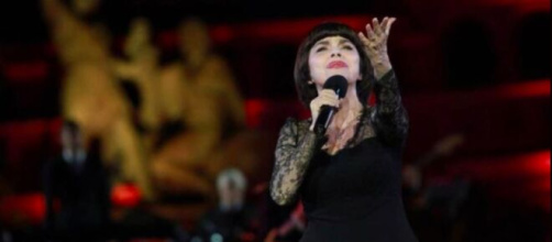 Mireille Mathieu : touchée par le deuil elle poste un message boulversant - capture d'écran page Facebook Mireille Mathieu