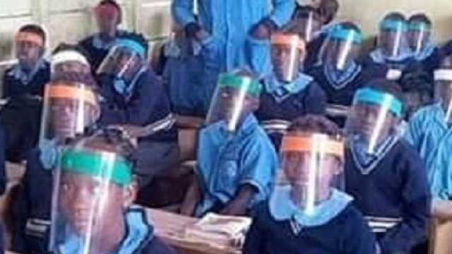 La rentrée des Classes au Cameroun (c) Patrice Siméon Mvomo