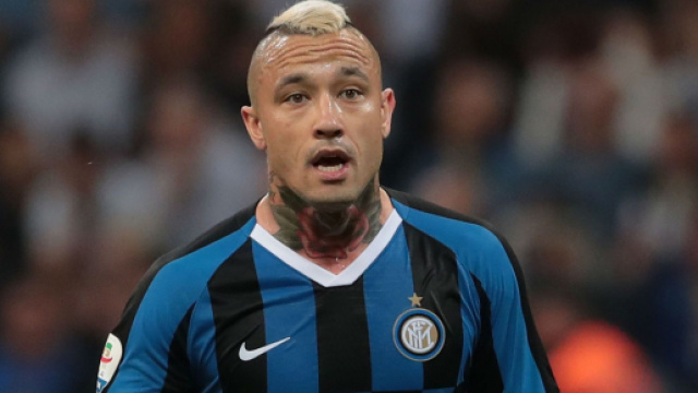 Nainggolan tra Inter e Cagliari.
