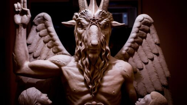 Prato, riteneva di essere il diavolo: arrestato il capo di una setta satanica.