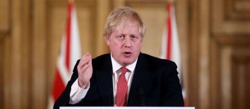 Boris Johnson invita gli italiani a tornare nel Regno Unito.
