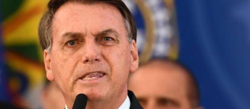 Bolsonaro confirma que auxílio do governo terá mais duas parcelas. (Arquivo Blasting News)