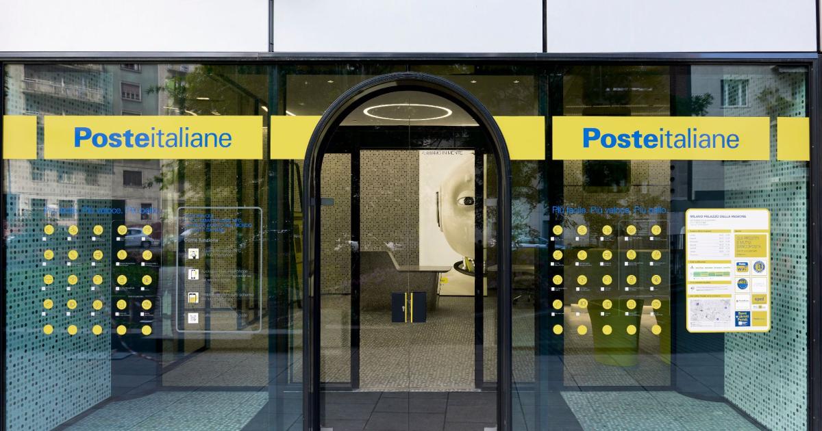 50 Poste Italiane Sede Roma 2021 (Fotos)