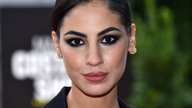 Giulia De Lellis sbotta contro i paparazzi.