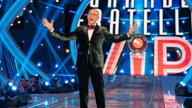 Grande Fratello Vip, Alfonso Signorini: 'I famosi passati in rassegna sono circa 40'.
