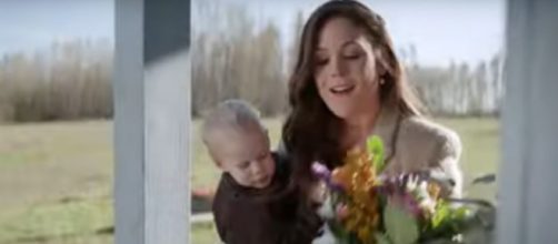 "When Calls the Heart" star Erin Krakow is set for her working summer in Vancouver, urging safety and compassion. [Image Source:Hallmark/YouTube]