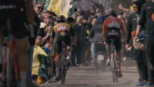 La Strade Bianche, prima corsa di ciclismo trasmessa dalla Rai dopo l'emergenza sanitaria.